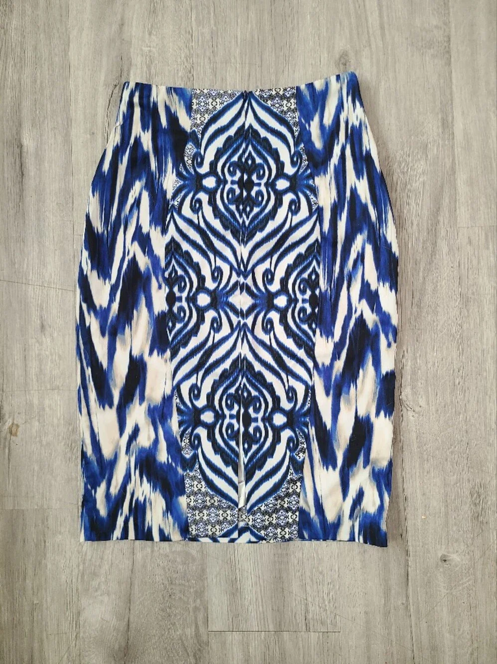Eva Mendes New York & Company Blue & White Printed Silky Pencil Skirt Retro Chic